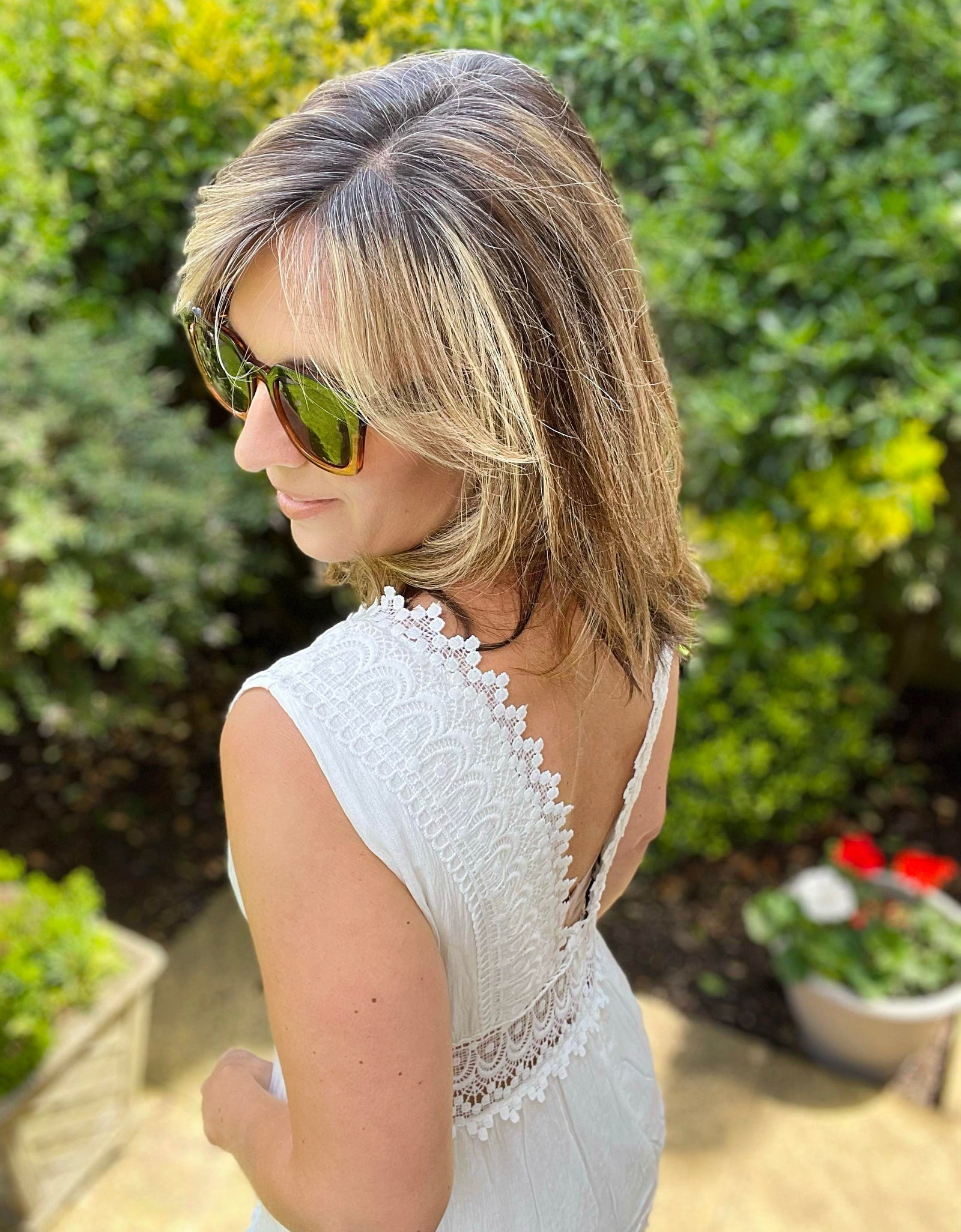 White V neck detailed dress