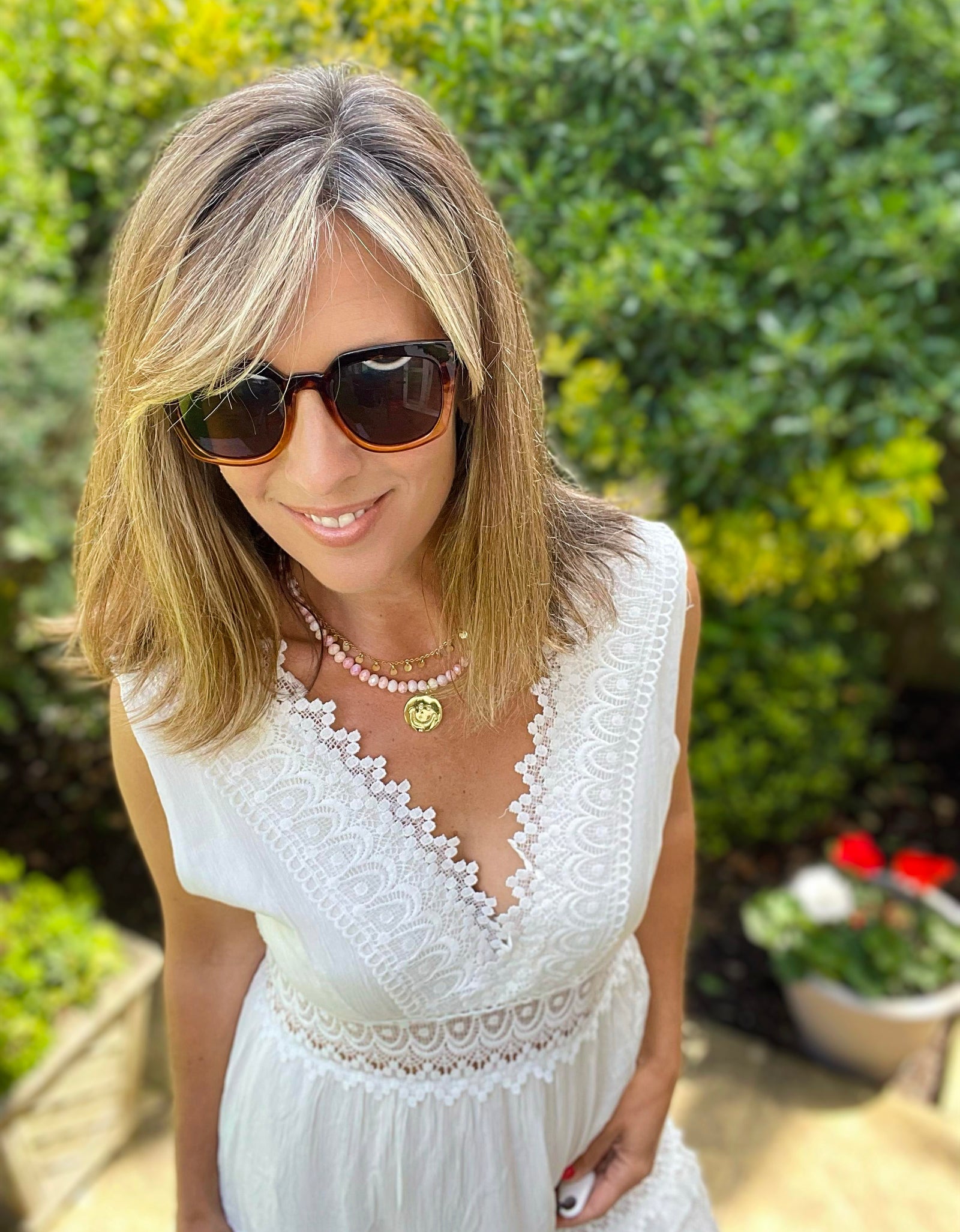 White V neck detailed dress
