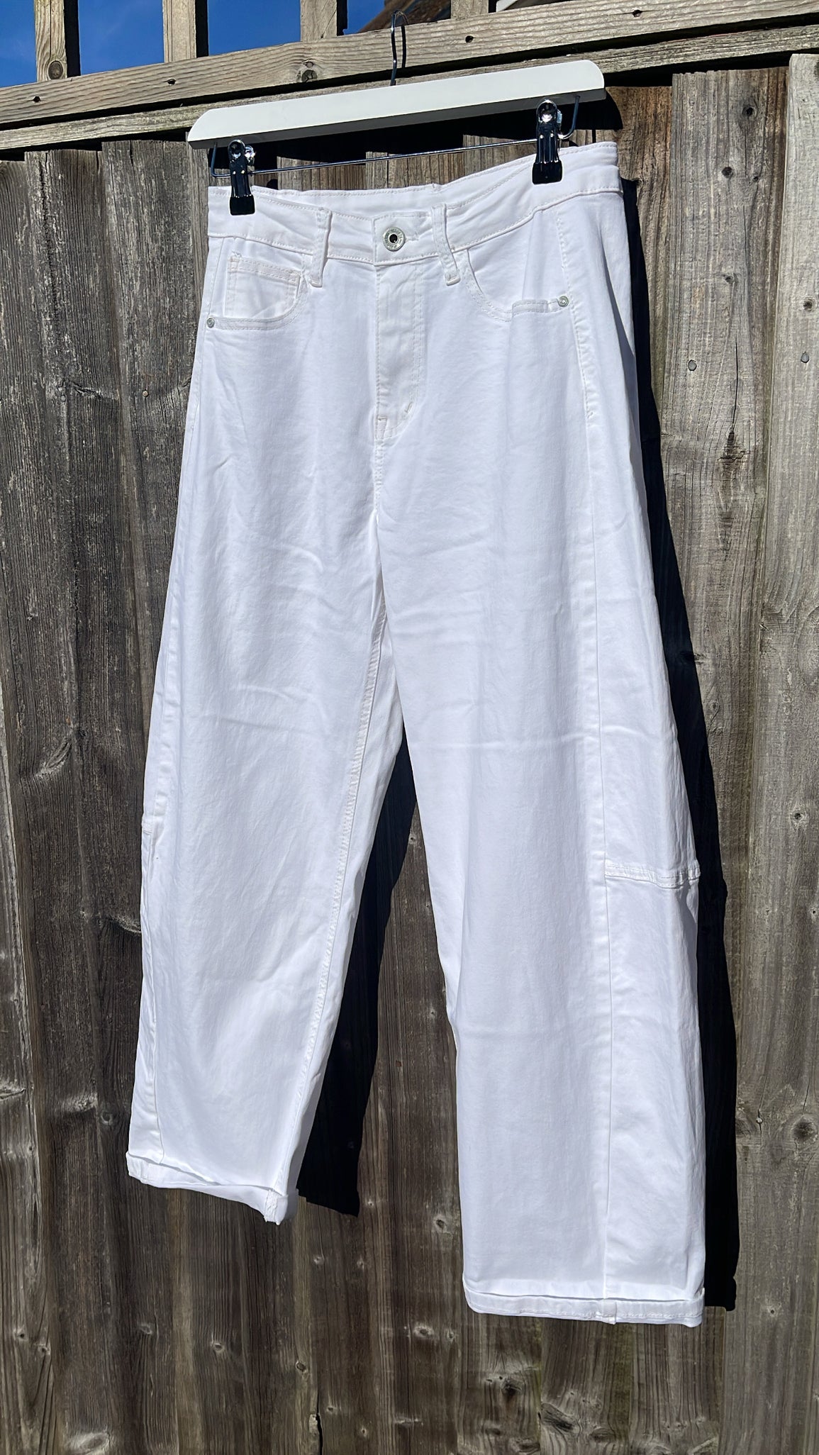 White Barrel Jeans