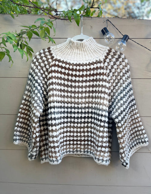 Load image into Gallery viewer, Bella Jumper - oatmeal
