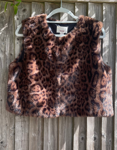 Load image into Gallery viewer, Leopard Gilet
