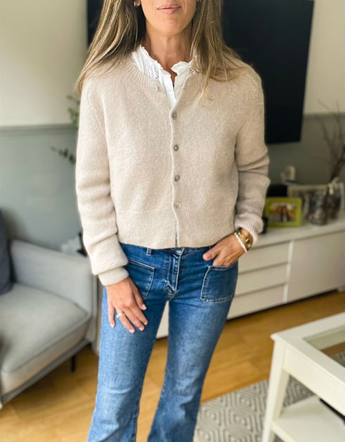 Load image into Gallery viewer, Cropped Cardi - oatmeal

