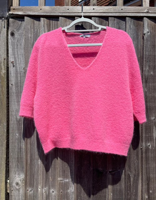 Load image into Gallery viewer, Rose pink cropped sleeve jumper
