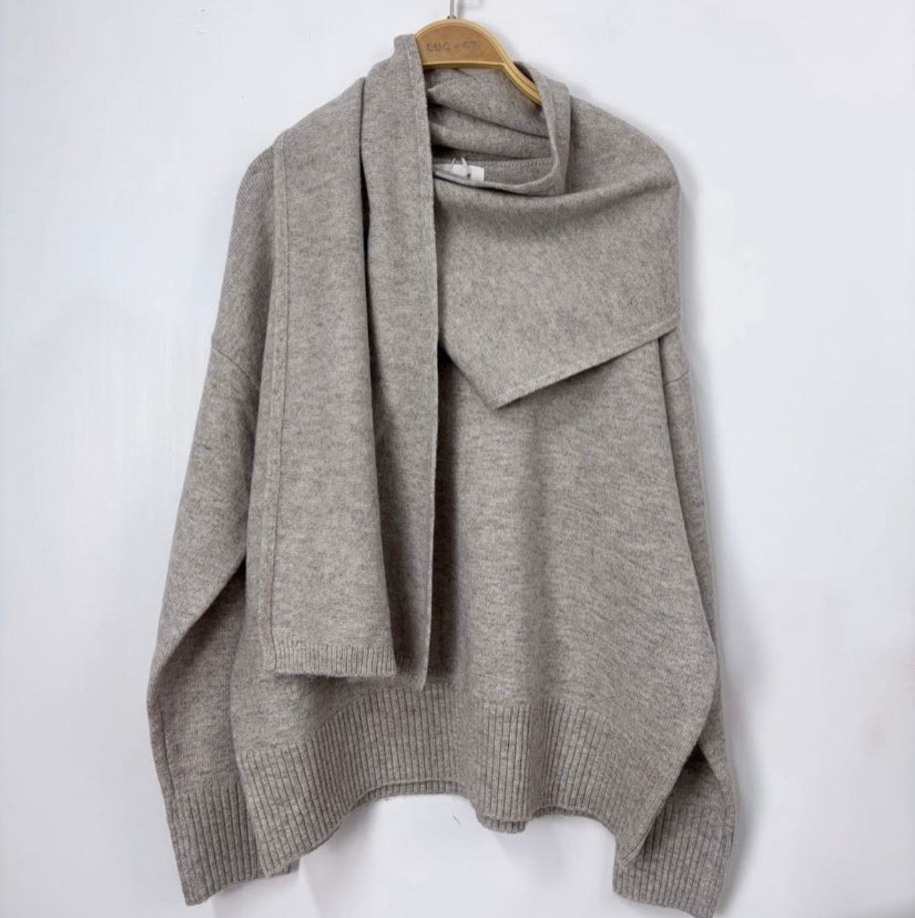 The Wrap Jumper - taupe