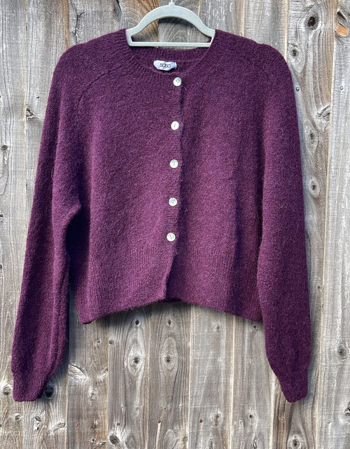 Load image into Gallery viewer, Cropped Cardi - berry

