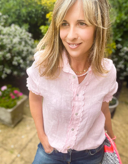 Load image into Gallery viewer, Baby Pink Cropped Sleeve Shirt

