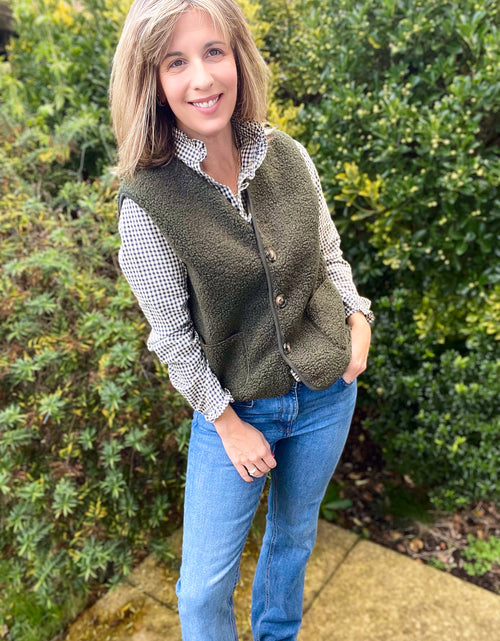 Load image into Gallery viewer, Khaki Teddy Gilet
