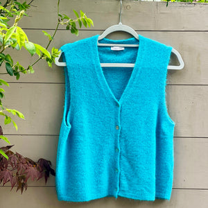 Peacock Buttoned Tank-top