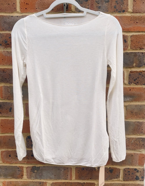 Load image into Gallery viewer, Oatmeal Body Hug Vests
