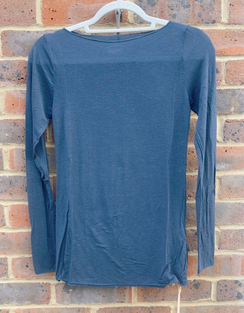 Load image into Gallery viewer, Navy Body Hug Vests
