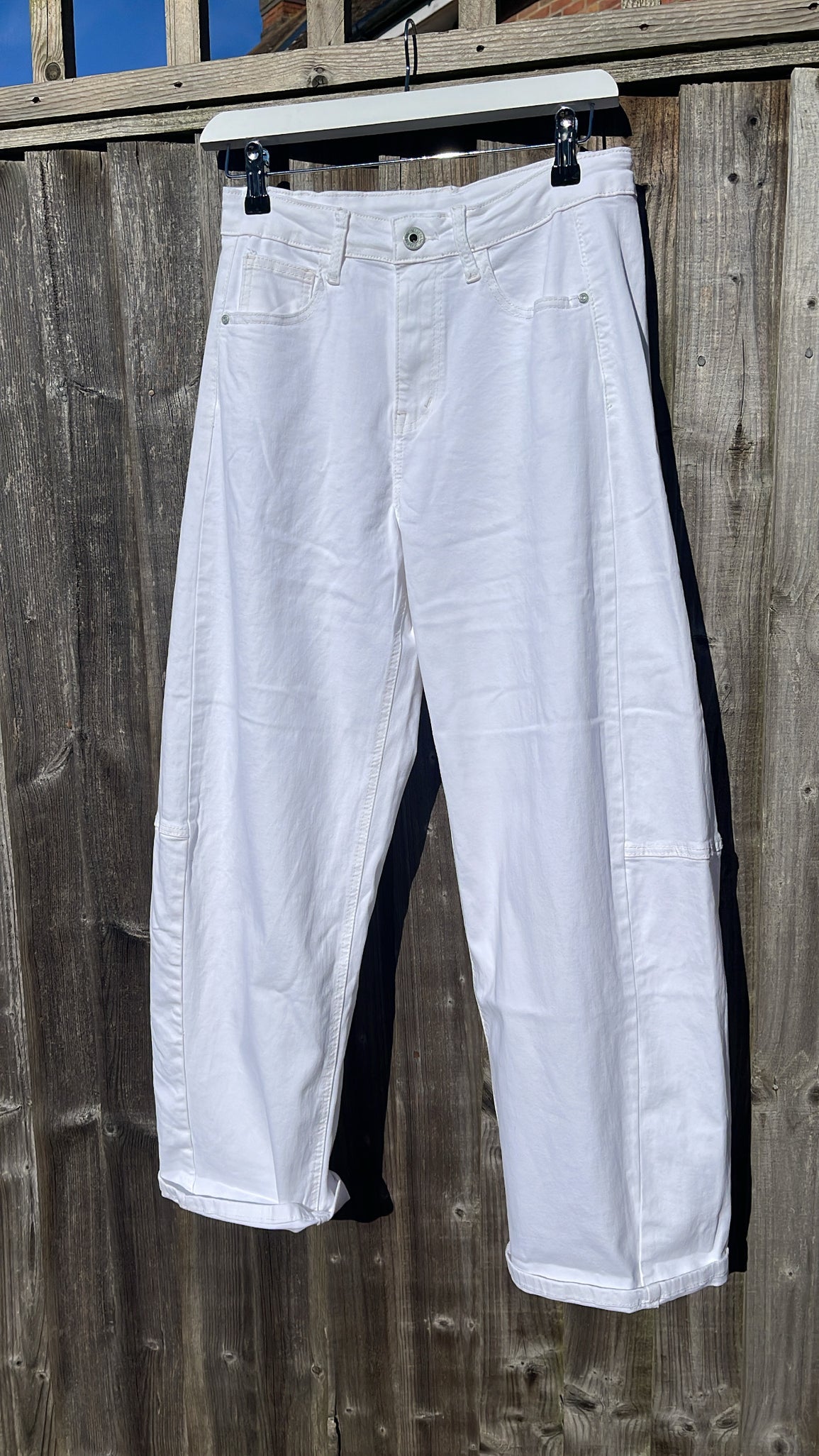 White Barrel Jeans