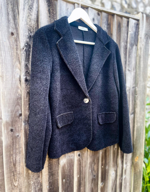 Load image into Gallery viewer, Black Soft Blazer
