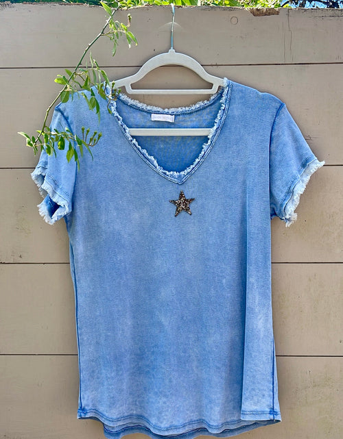 Load image into Gallery viewer, Blue star t-shirt
