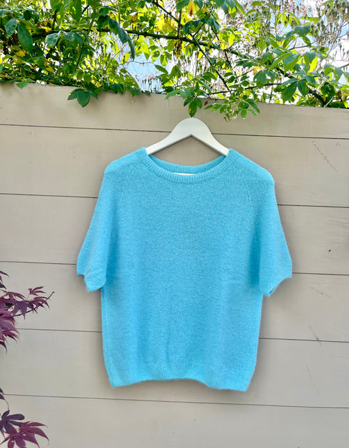 Load image into Gallery viewer, Sky Blue Cropped Sleeve Jumper
