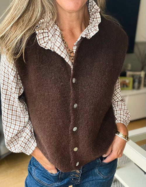 Load image into Gallery viewer, Buttoned Tank-top - chocolate
