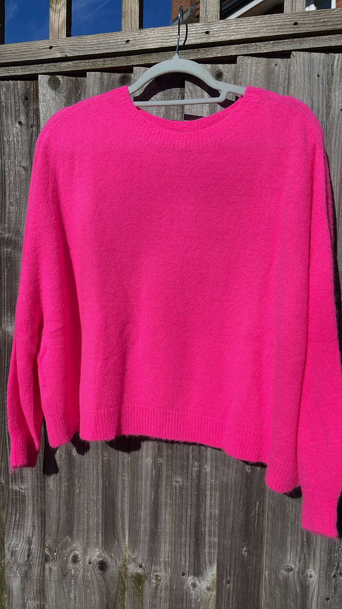 Poppy Jumper - neon pink