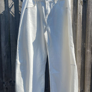 Off White Barrel Jean