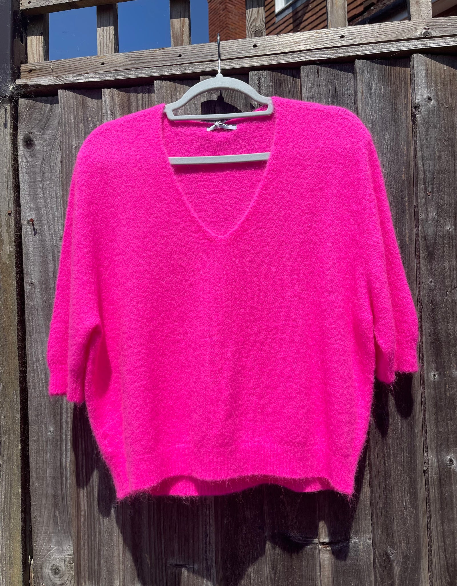 Hot pink cropped sleeve jumper