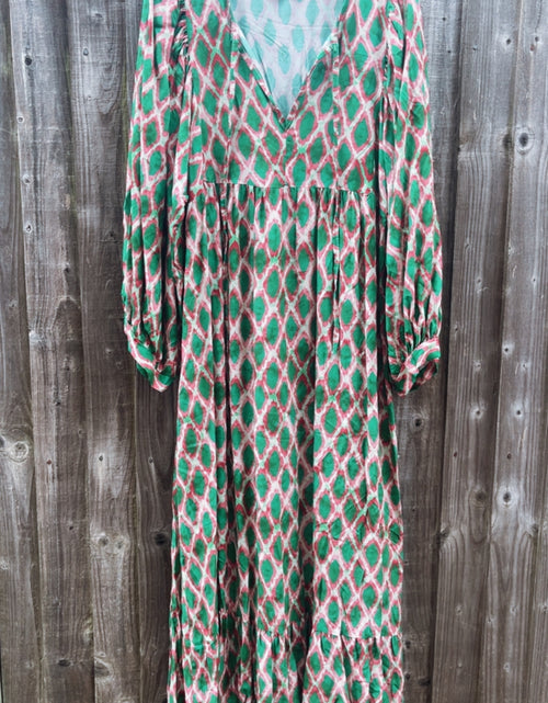 Load image into Gallery viewer, Indigo Dress - green &amp; pink
