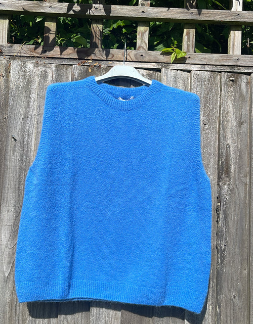 Load image into Gallery viewer, Cornflower Blue Tanktop
