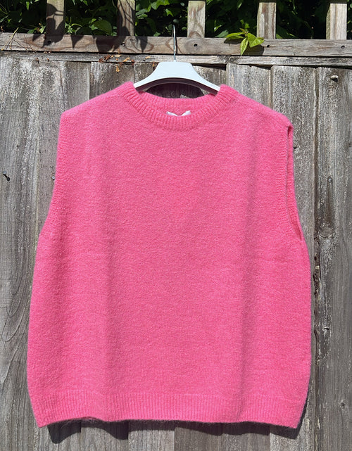 Load image into Gallery viewer, Candy Pink Tanktop
