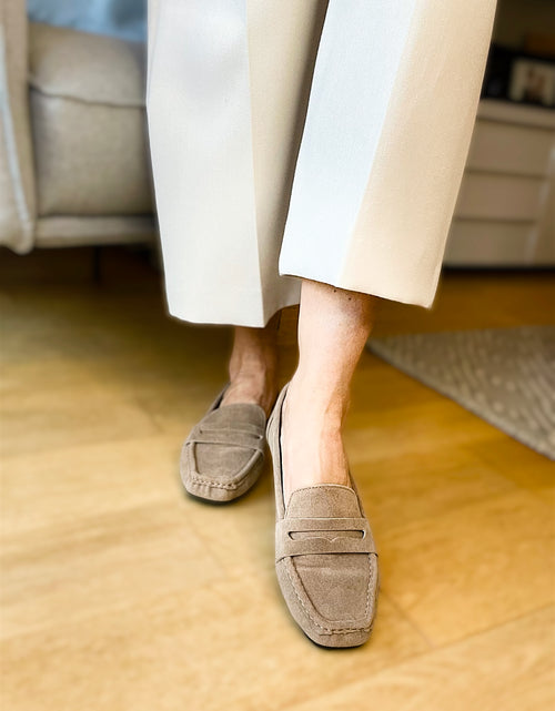 Load image into Gallery viewer, Mocha Faux Suede Loafers
