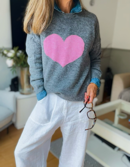 Load image into Gallery viewer, Love Jumper - grey/pink

