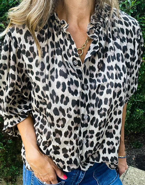 Load image into Gallery viewer, Polly Blouse - leopard print
